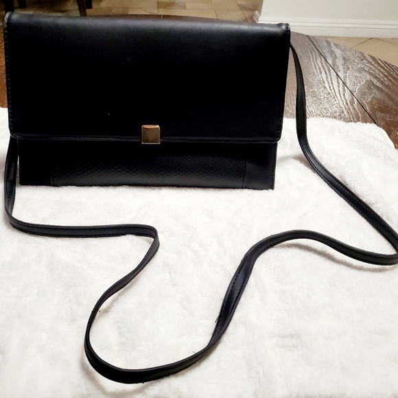 A new day wallet on a string bag - Picture 1 of 3